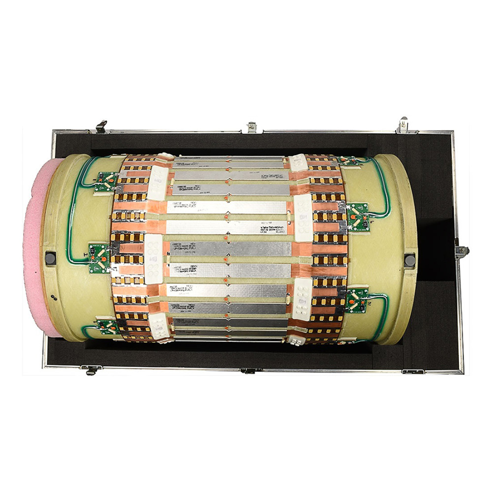 3T HDx Twin Body RF Coil - Purple and Black Case 3T HDx Twin Body RF Coil - Purple and Black Case