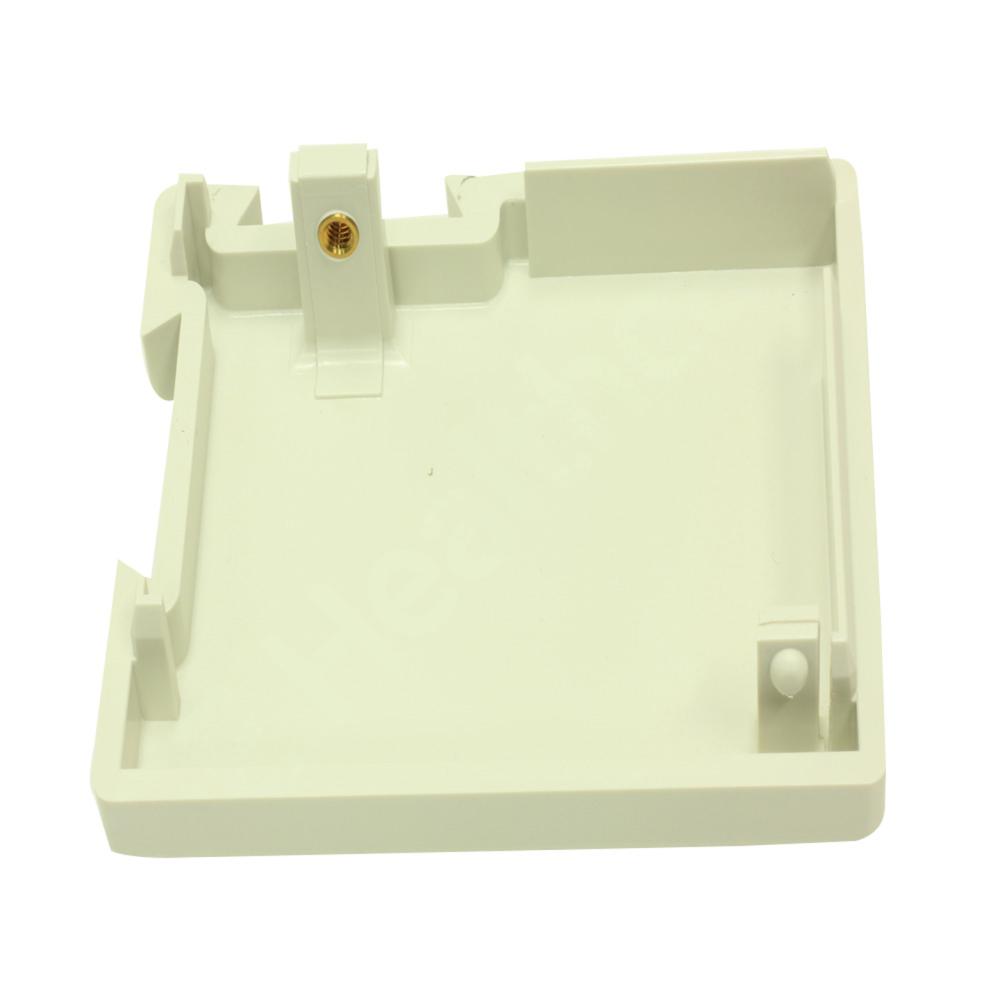 End Cap Lower East Giraffe™ Hybrid Injection Molded End Cap Lower East Giraffe™ Hybrid Injection Molded